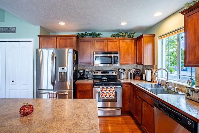 14319 E Cloverdale Ln, Spokane Valley, WA 99216