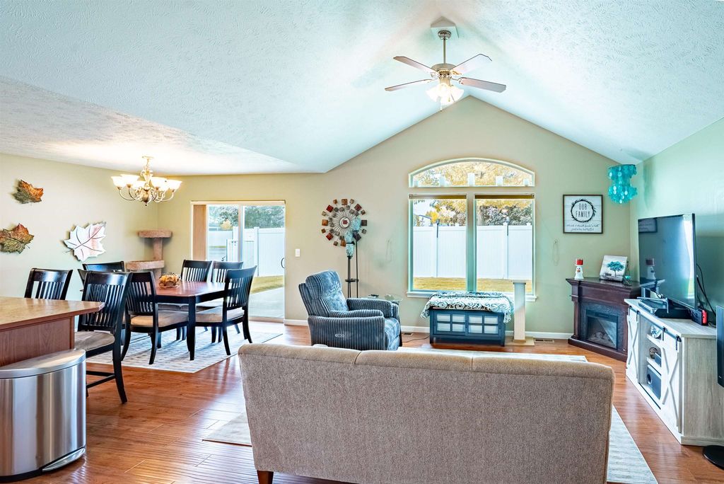 14319 E Cloverdale Ln, Spokane Valley, WA 99216 photo 3
