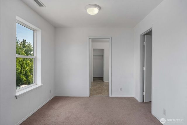 19514 104th Avenue E, Graham, WA 98338