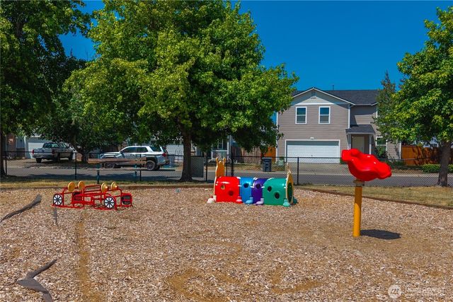 19514 104th Avenue E, Graham, WA 98338