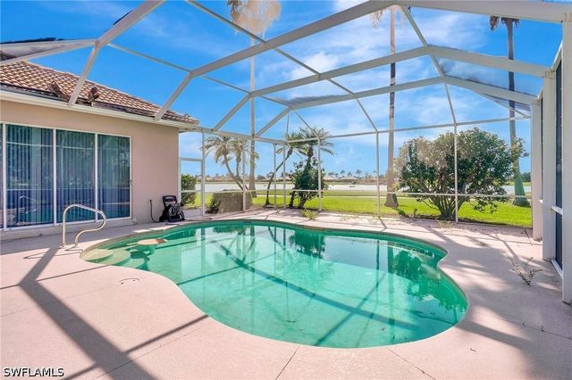 16112 Edgemont DR, Fort Myers, FL 33908