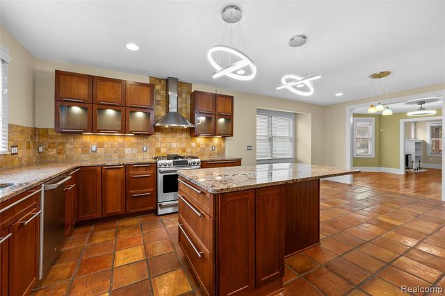 608 S West Street, Royal Oak, MI 48067
