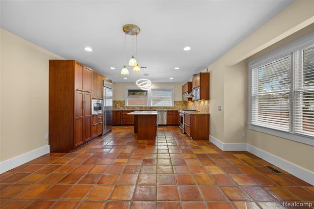 608 S West Street, Royal Oak, MI 48067