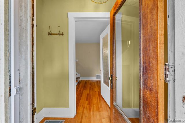 608 S West Street, Royal Oak, MI 48067