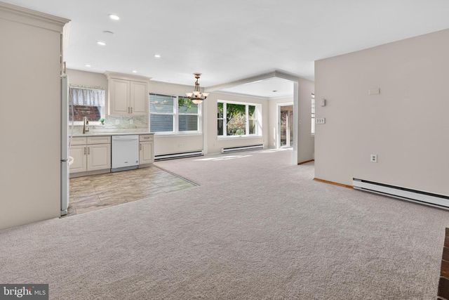 51 MARLBOROUGH DR, Southampton, NJ 08088