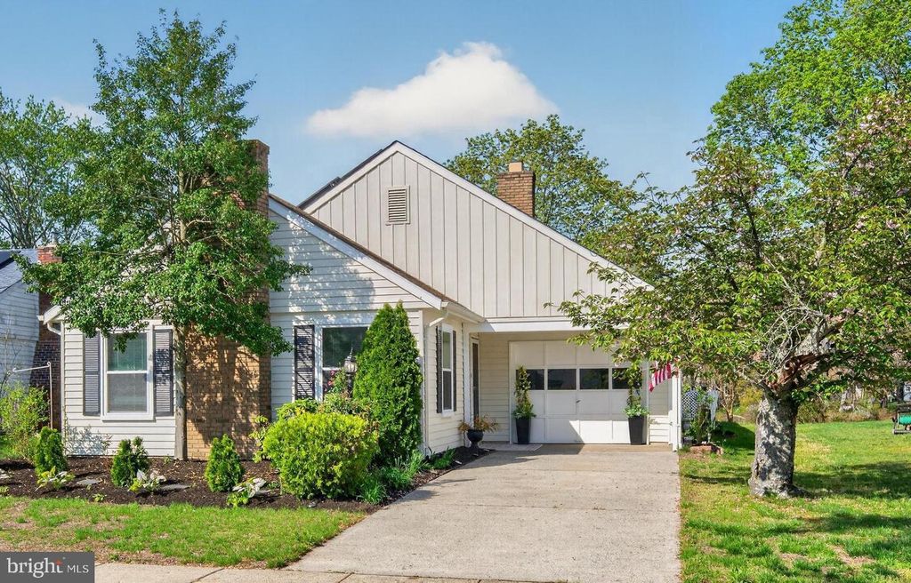 51 MARLBOROUGH DR, Southampton, NJ 08088
