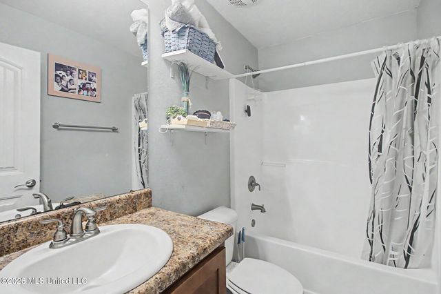 117 Brackish Place, Ocean Springs, MS 39564
