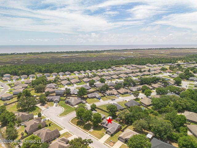 117 Brackish Place, Ocean Springs, MS 39564