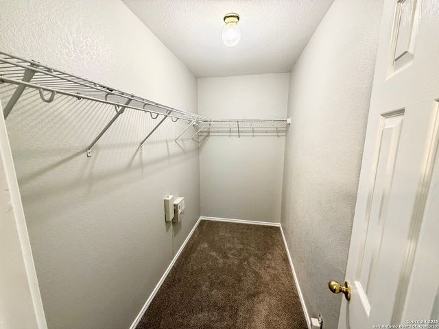 13107 Camino Carlos, San Antonio, TX 78233