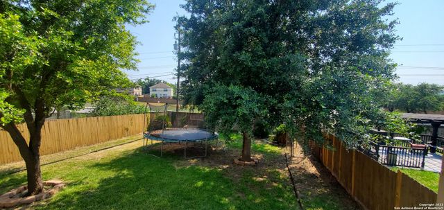 13107 Camino Carlos, San Antonio, TX 78233