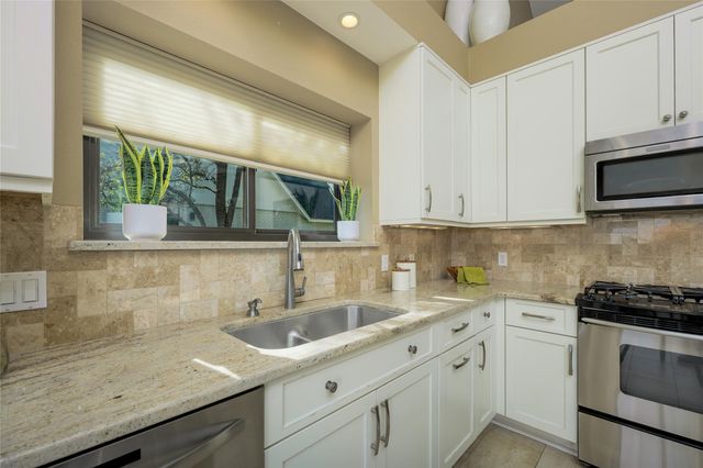 6703 Lakewood Point CV, Austin, TX 78750