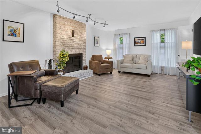 80 PRINCETON AVE, Rocky Hill, NJ 08553