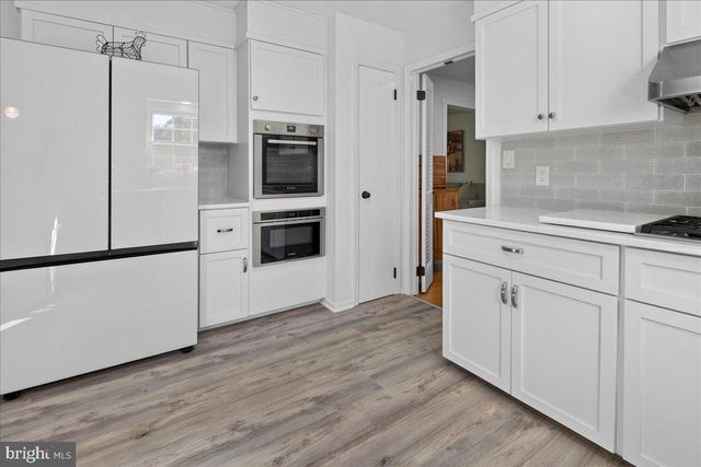 80 PRINCETON AVE, Rocky Hill, NJ 08553