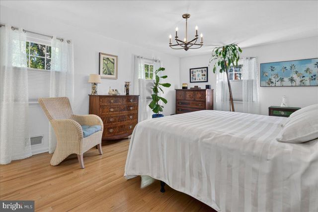 80 PRINCETON AVE, Rocky Hill, NJ 08553