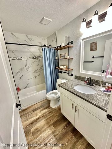 949 Laurelwood Street, Lake Placid, FL 33852