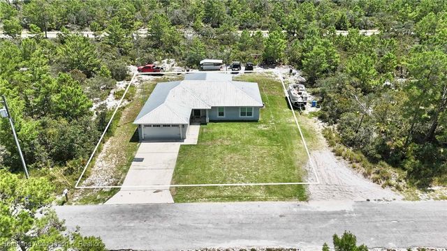949 Laurelwood Street, Lake Placid, FL 33852