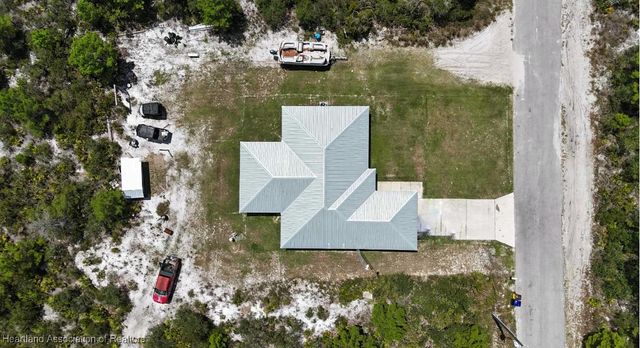 949 Laurelwood Street, Lake Placid, FL 33852