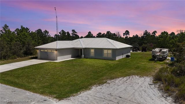 949 Laurelwood Street, Lake Placid, FL 33852
