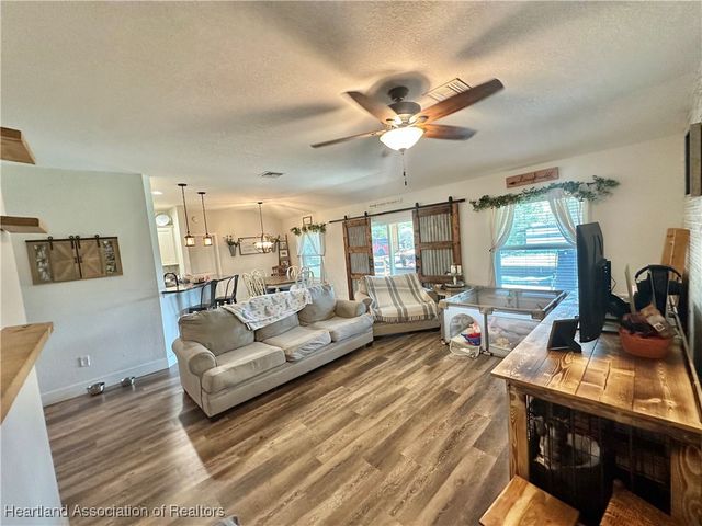 949 Laurelwood Street, Lake Placid, FL 33852