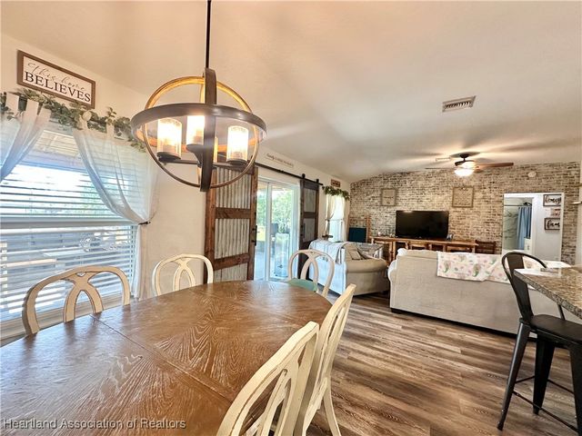 949 Laurelwood Street, Lake Placid, FL 33852