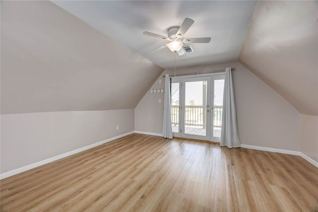 521 Woodhaven, Ingleside, TX 78362