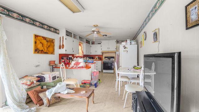 117 Cedar Heights Drive, Palestine, TX 75803