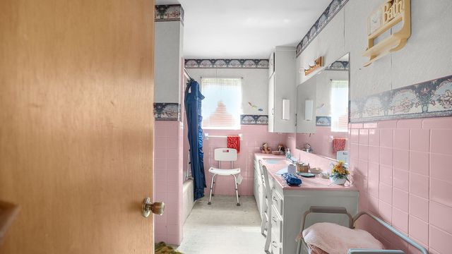 117 Cedar Heights Drive, Palestine, TX 75803