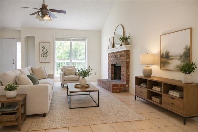 630 Forrest Retreat, Sugar Hill, GA 30518