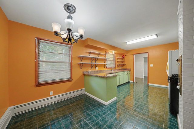 215 Wren Place, Trail Creek, IN 46360