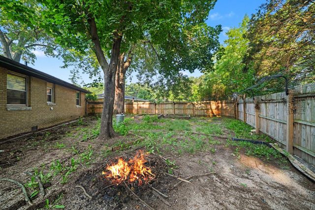 215 Wren Place, Trail Creek, IN 46360