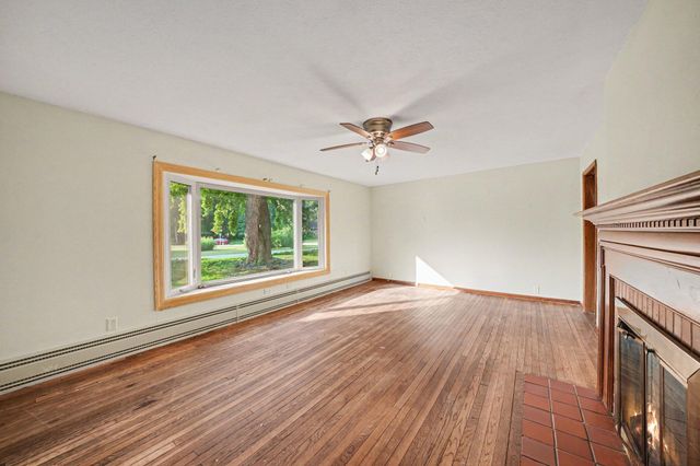 215 Wren Place, Trail Creek, IN 46360