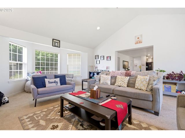 15278 Se VIEW MEADOWS Ln, Milwaukie, OR 97267