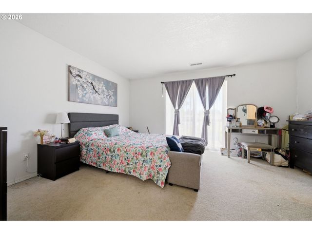 15278 Se VIEW MEADOWS Ln, Milwaukie, OR 97267
