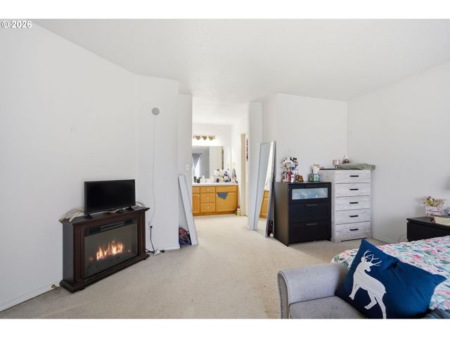 15278 Se VIEW MEADOWS Ln, Milwaukie, OR 97267