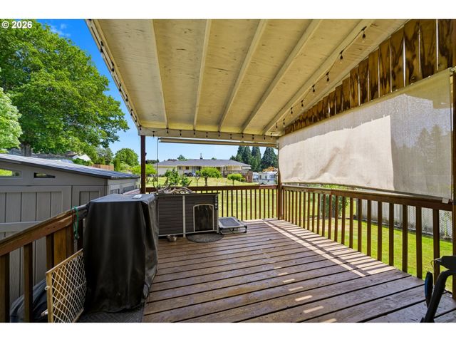 15278 Se VIEW MEADOWS Ln, Milwaukie, OR 97267