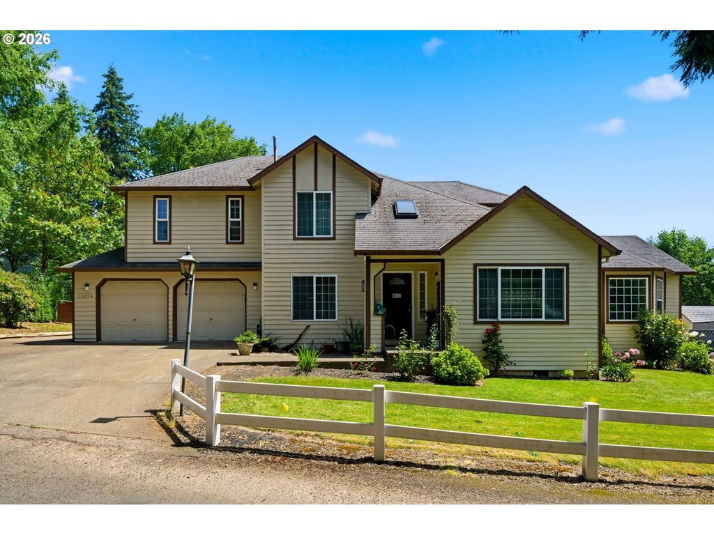 15278 Se VIEW MEADOWS Ln, Milwaukie, OR 97267
