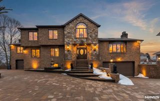 512 Van Bussum Avenue, Garfield, NJ 07026