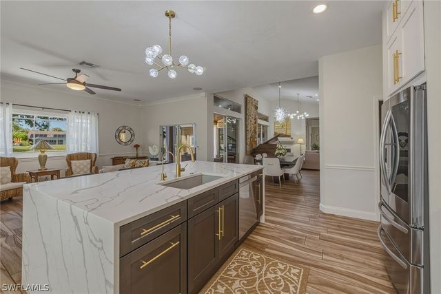 3420 Bedford CT, Naples, FL 34112