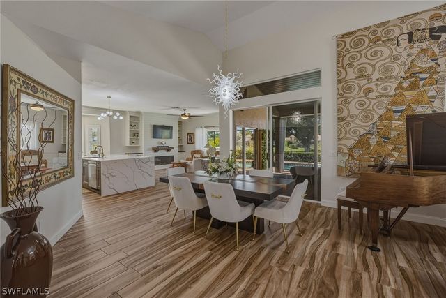 3420 Bedford CT, Naples, FL 34112