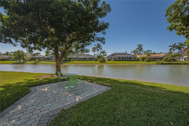 3420 Bedford CT, Naples, FL 34112