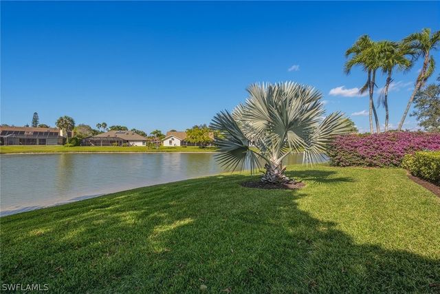 3420 Bedford CT, Naples, FL 34112