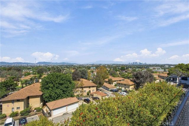 4229 Don Diablo, Los Angeles, CA 90008