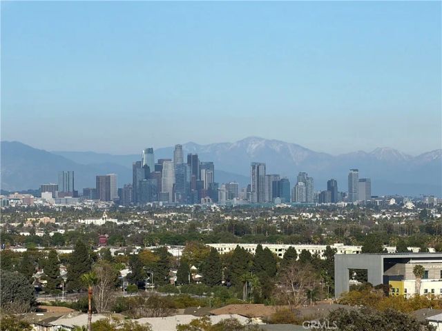 4229 Don Diablo, Los Angeles, CA 90008