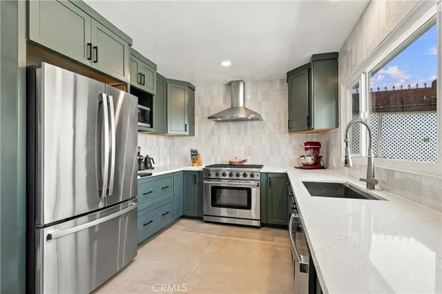 4229 Don Diablo, Los Angeles, CA 90008