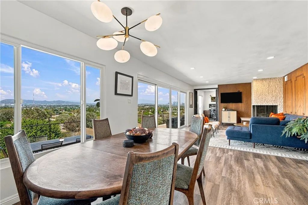 4229 Don Diablo, Los Angeles, CA 90008