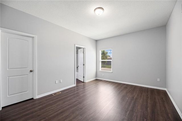 14229 S Landon Street, Olathe, KS 66061