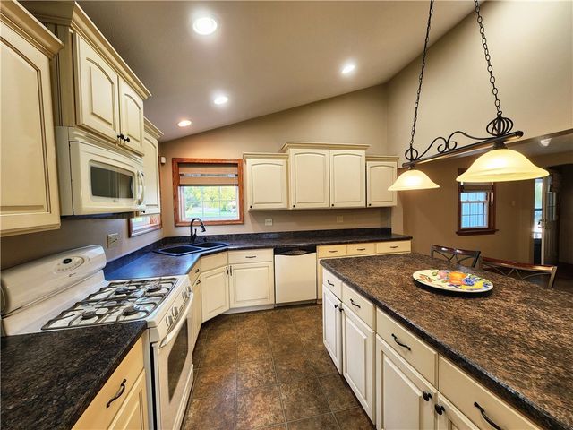 289 Scotland Ln, Union Twp, PA 16101