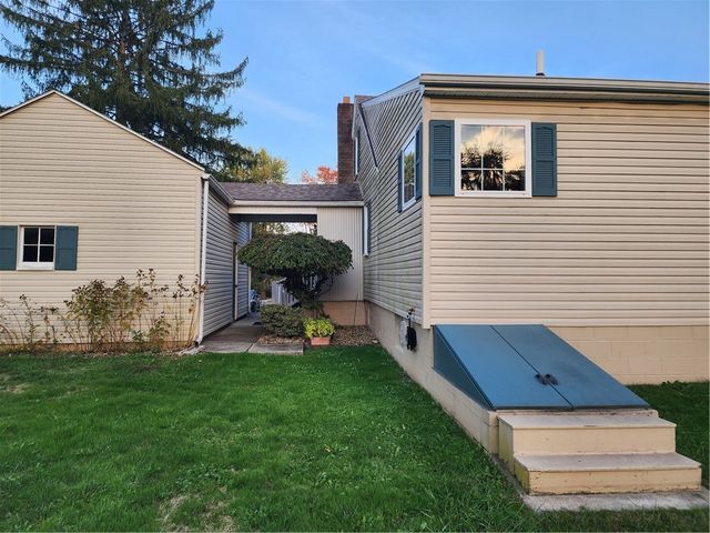 289 Scotland Ln, Union Twp, PA 16101