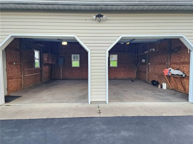 289 Scotland Ln, Union Twp, PA 16101