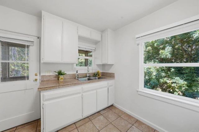 3211 Menlo Avenue, San Diego, CA 92105